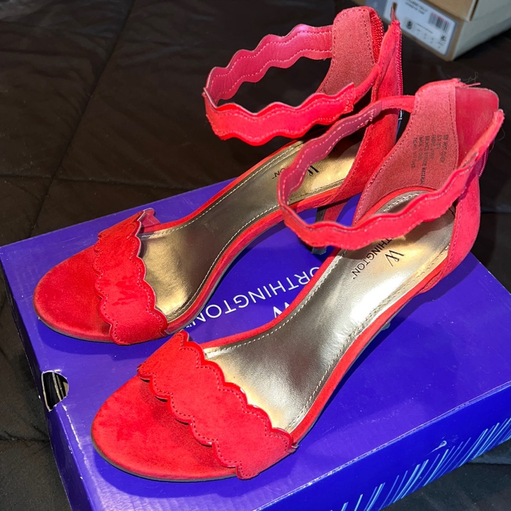 Red 2in Heels | Worthington | Size 6 | Original Box